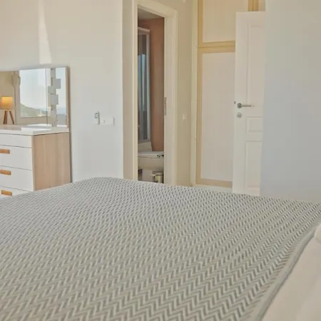 Beautiful Premium With Sea And Views Villa